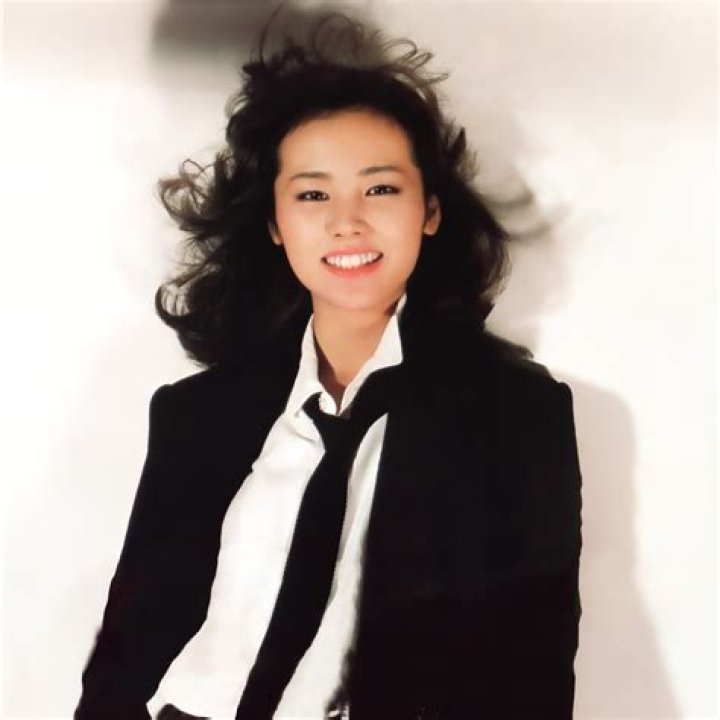 松原みき MIKI MATSUBARA / パラダイス ビーチ (ソフィーのテーマ) PARADISE BEACH (7") HIP