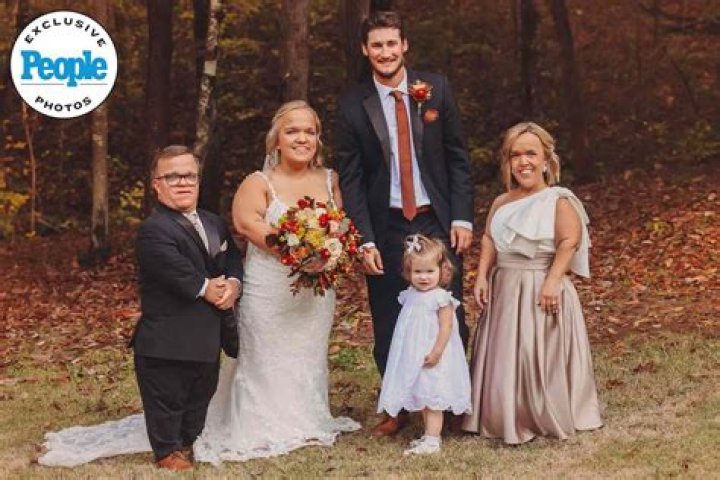 7 Little Johnstons Liz Johnston & Brice Bolden's Adorable Family