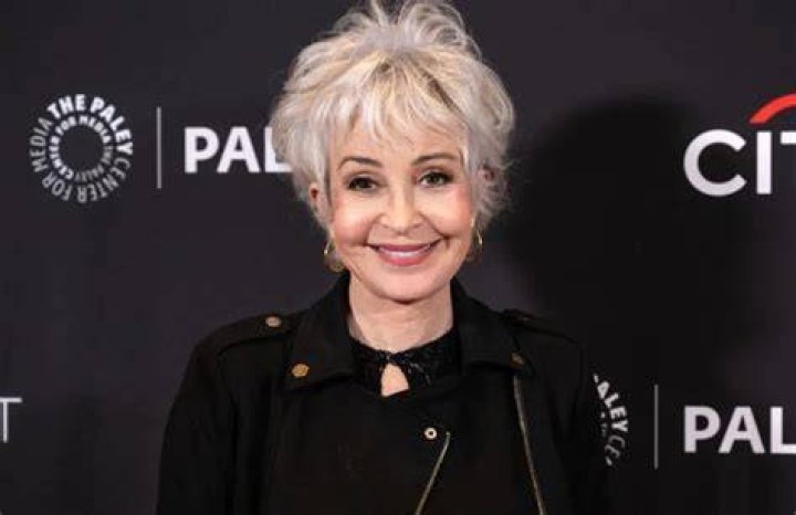 Annie Potts Bio, Age, Net Worth, In Relation, Nationality, Facts