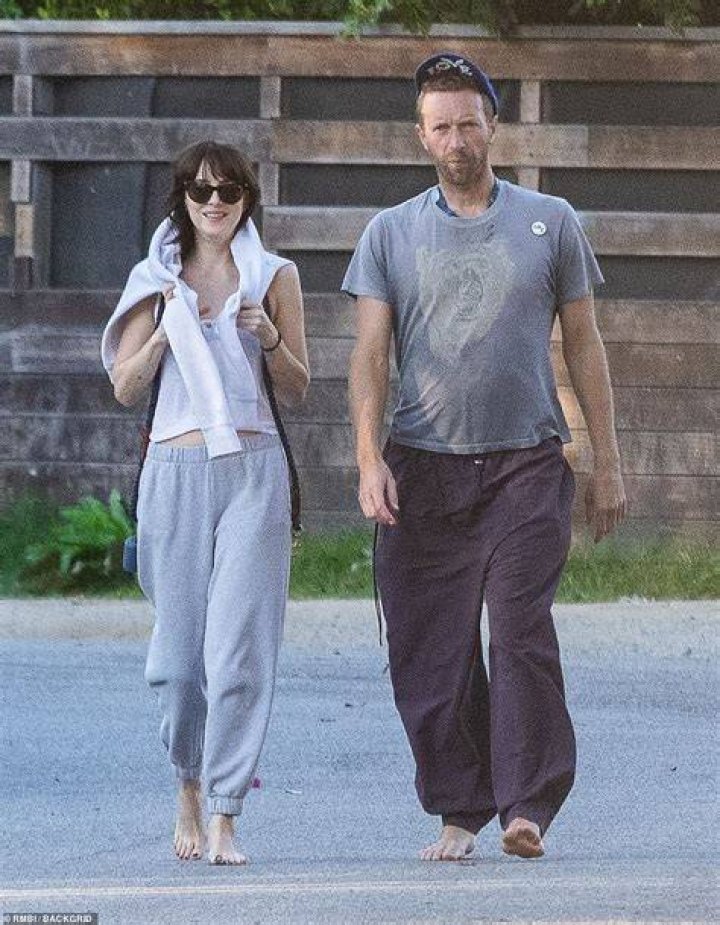 Dakota Johnson and Her Boyfriend in NYC May 2016 POPSUGAR Celebrity