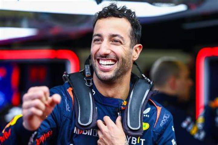 Daniel Ricciardo Perthborn F1 star strolls around Venice with