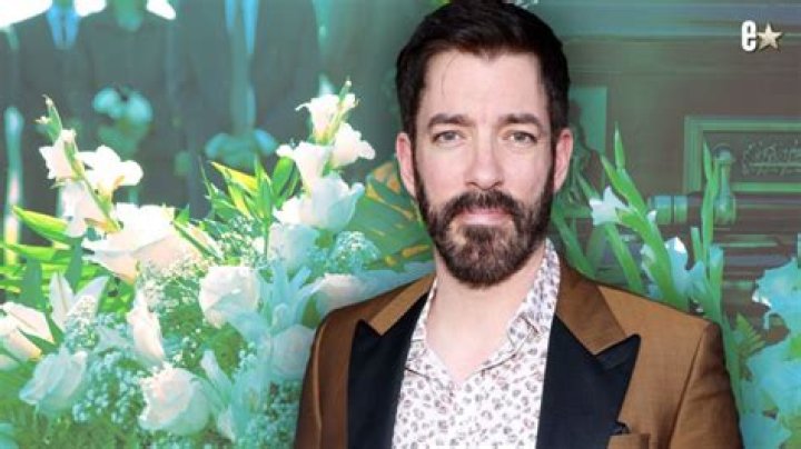 Drew Scott Is The Latest Celebrity Parent To Hide His Kids’ Face, And