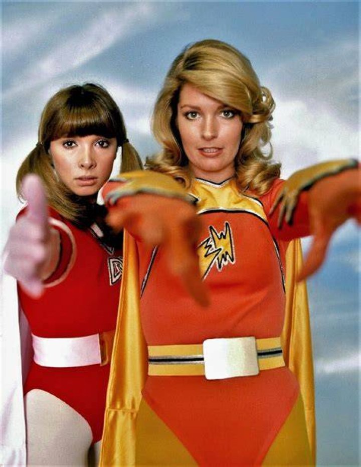 Electra Woman and Dyna Girl (1976)