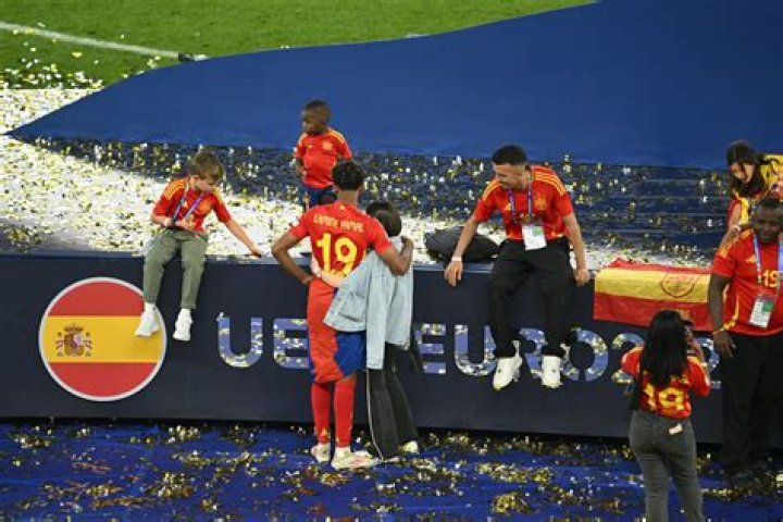 Euro 2024. Cudowne dziecko wyprzedza epokę. Kto wprowadza w życie
