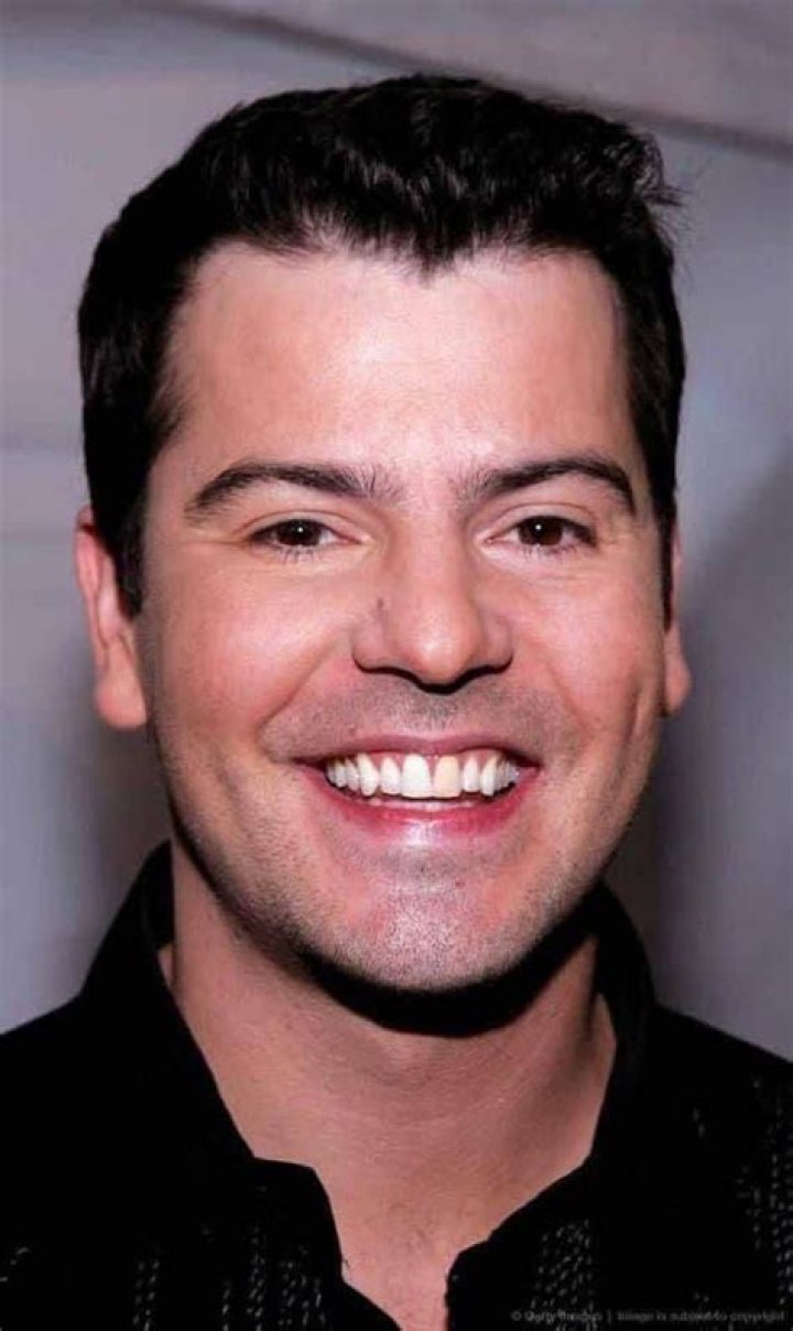 Find Out When Jordan Knight's Birthday Is!