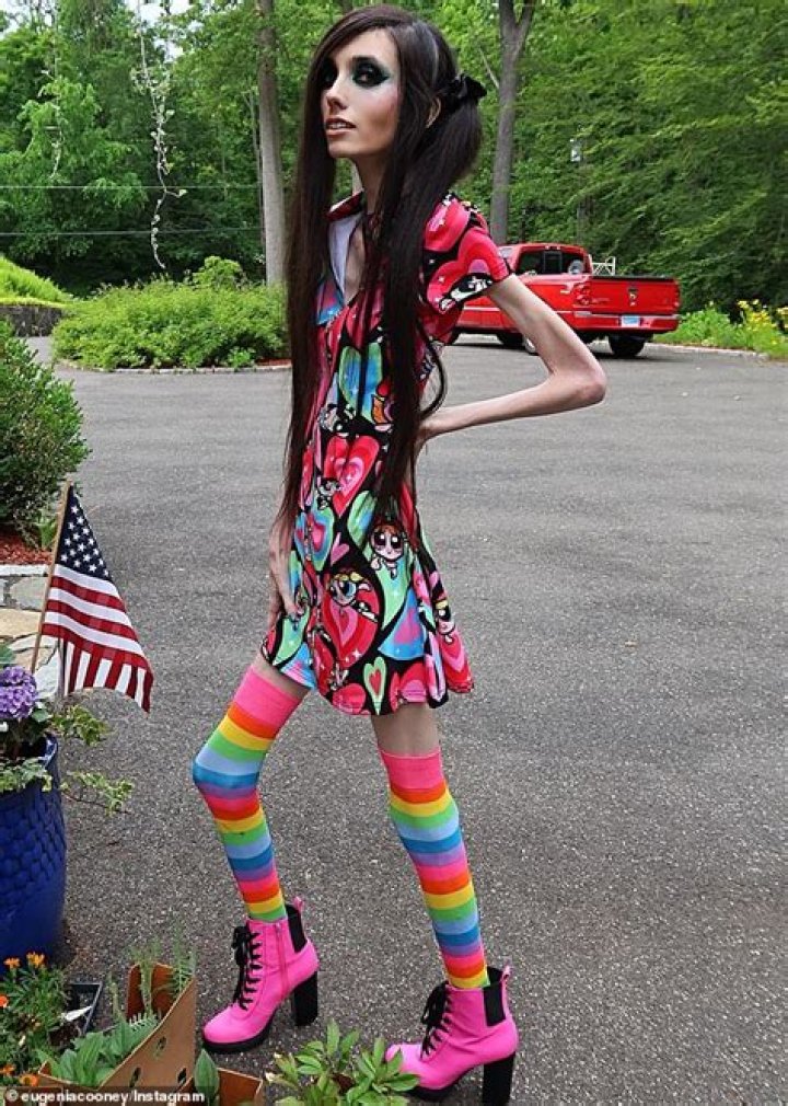 First photo of Eugenia Cooney after recovery from possible eating disorder