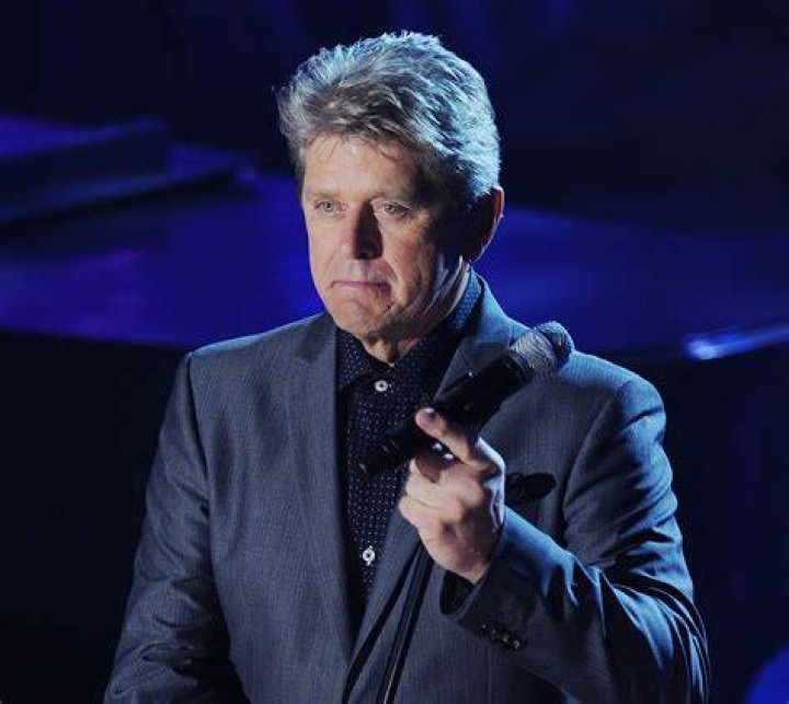 Frustrated Peter Cetera Backs Out Of Rock Hall’s Chicago Reunion