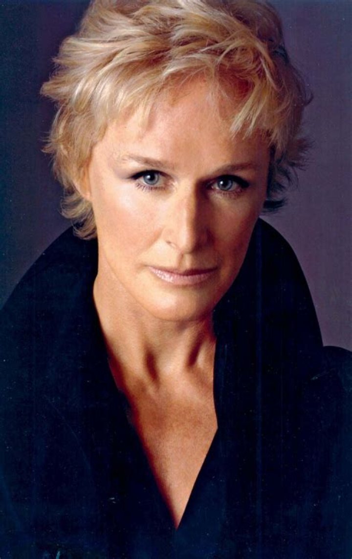 Glenn Close's height, weight. Age is not a sentence for her