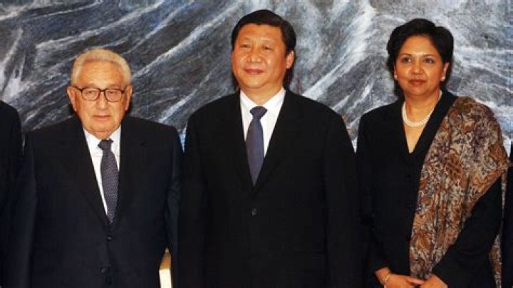 Grumbles, praise as Chinese react to Xi Jinping's power grab CNN