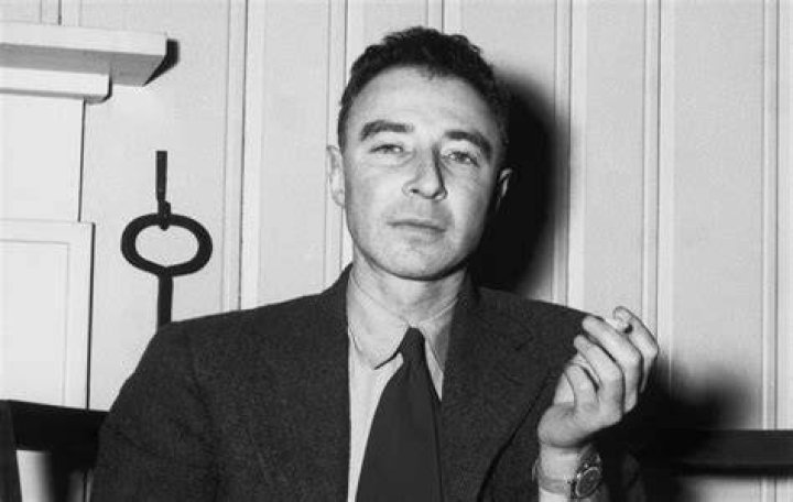 How did Oppenheimer die? TGM Radio