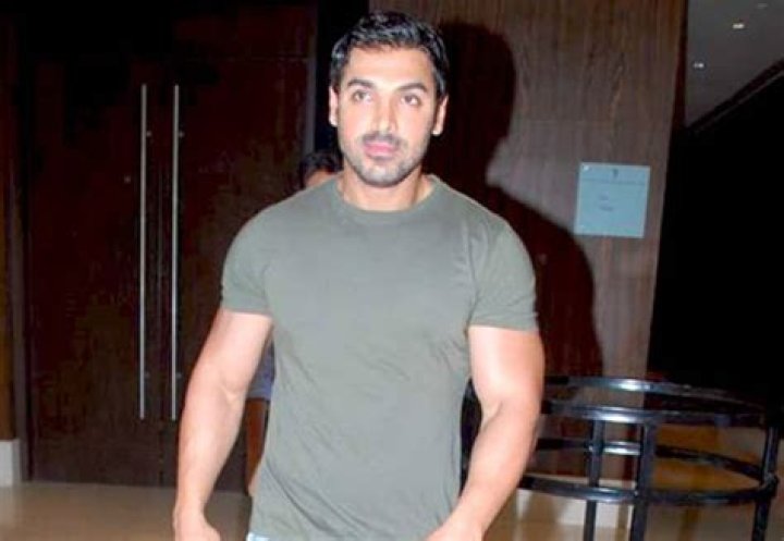 John Abraham Height, Weight, Age, Bio, Body Stats, Net Worth & Wiki