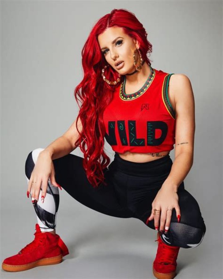 Justina Valentine Candi