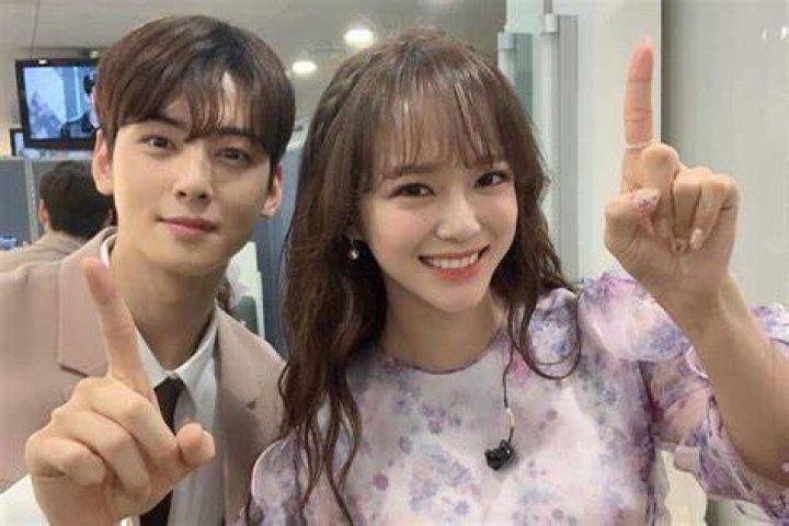 Kim Sejeong partilha Foto com Cha Eun Woo dos ASTRO — ptAnime