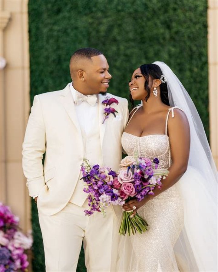 LaLa Caught The Bouquet, Tevin Campbell Sang And Montell Jordan