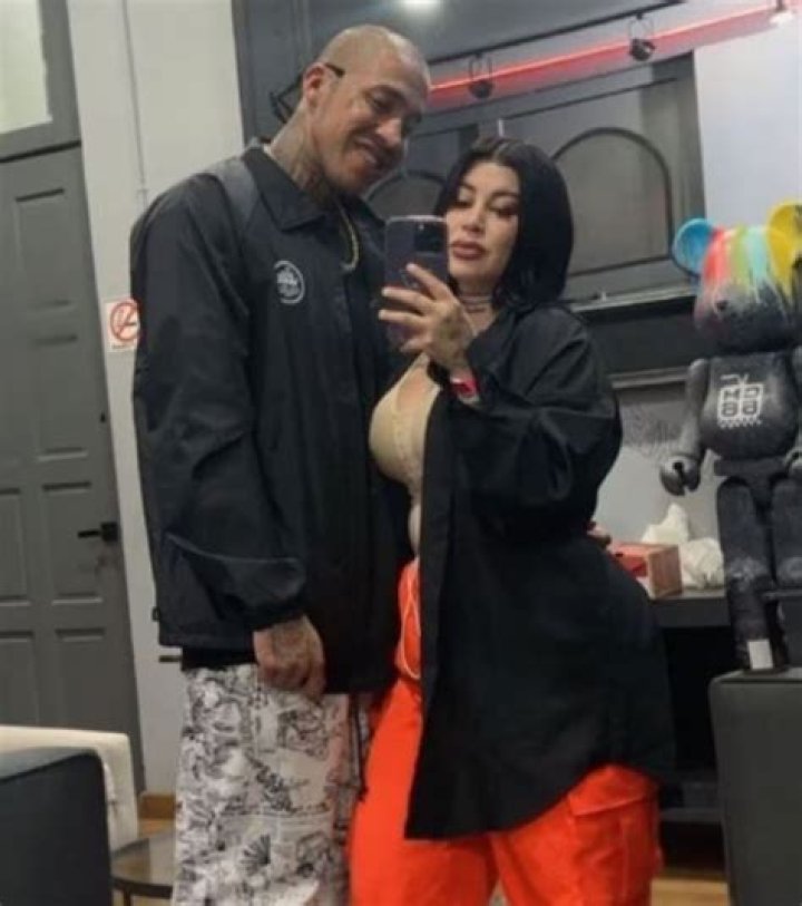 Lefty SM’s Married Wife and Children Meet The Rapper’s Partner María
