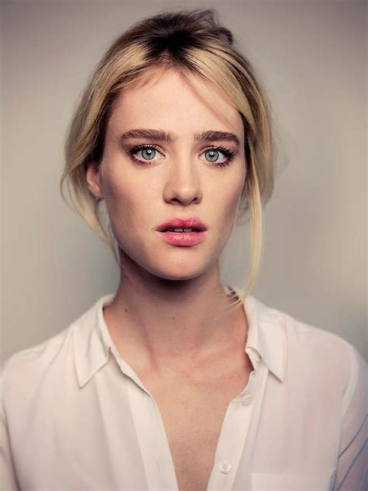 Mackenzie Davis in 'Tully' Charlize Teron to CoStar in Reitman Movie