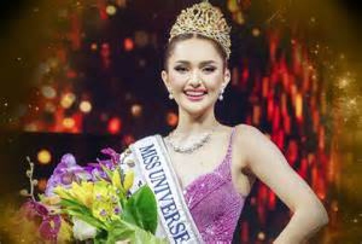 Miss Philippines Named Miss Universe 2015 After Steve Harvey Snafu