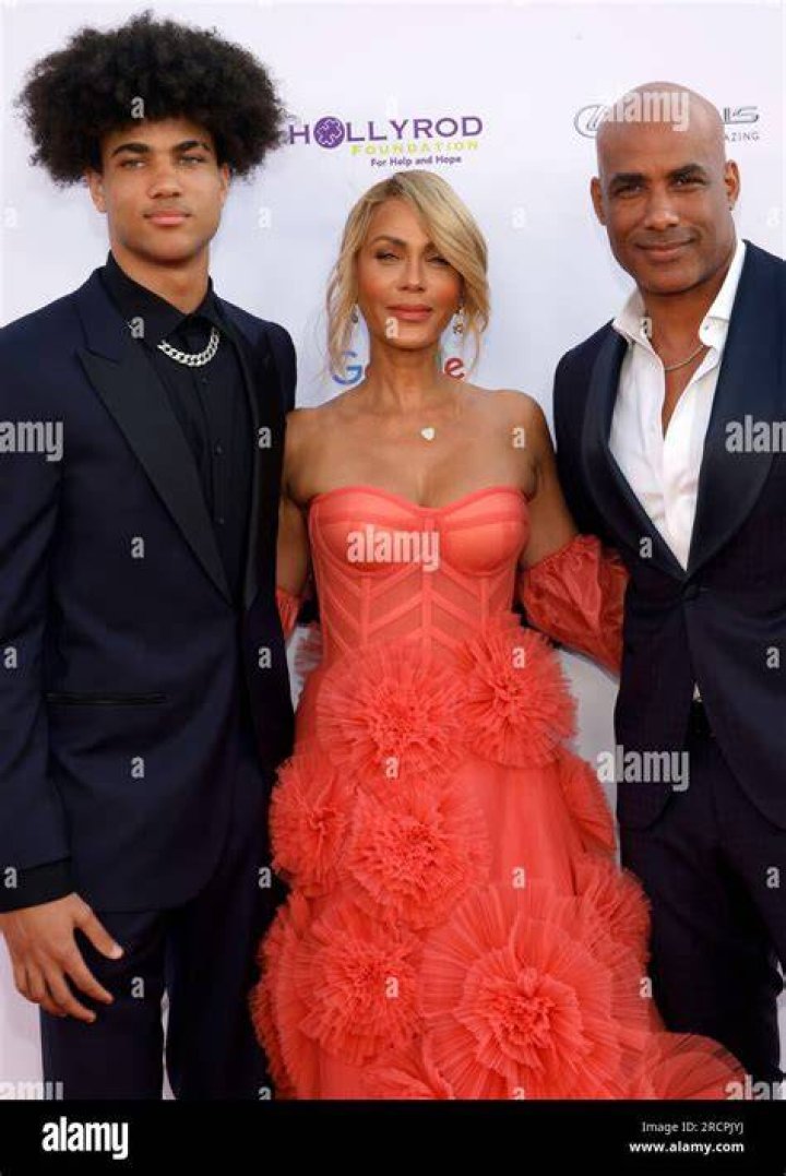Nicole Ari Parker Nicolas Neruda Kodjoe