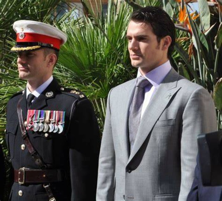 Niki Richard Dalgliesh Cavill Is a RealLife Man of Steel Henry
