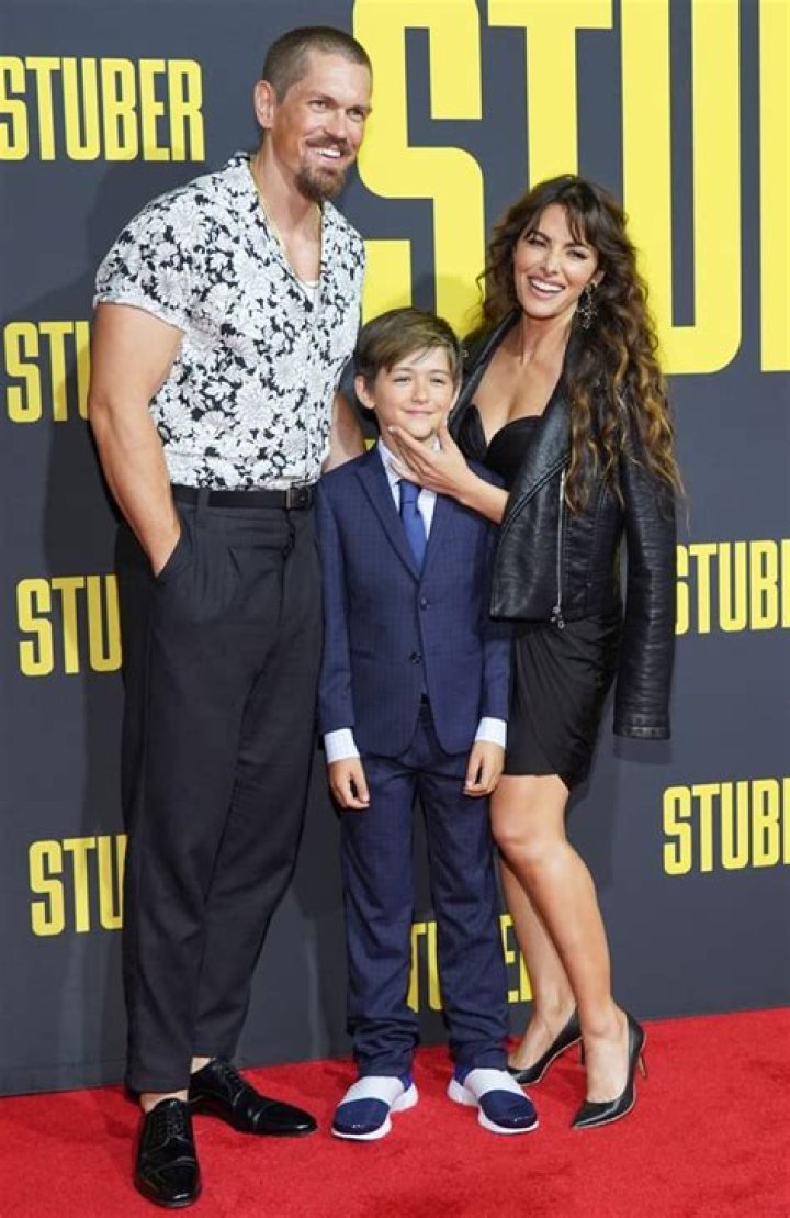 Sarah Shahi&rsquo; Kids How Many Children Does Sarah Shahi Have With Her Ex