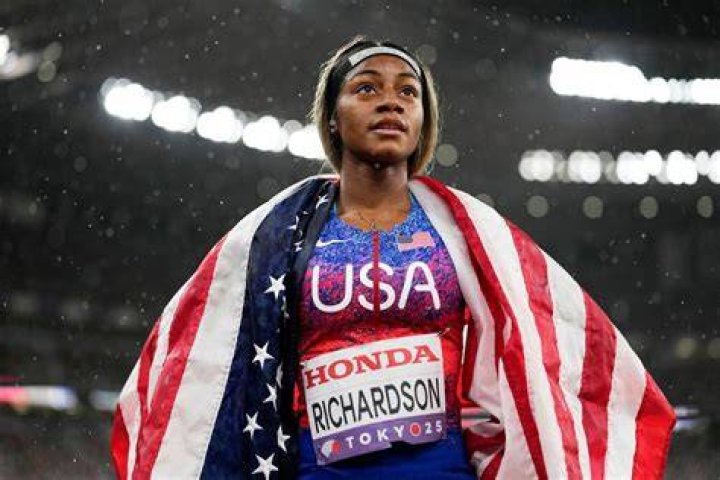 Sha’Carri Richardson claims gold in 100m at World Athletics