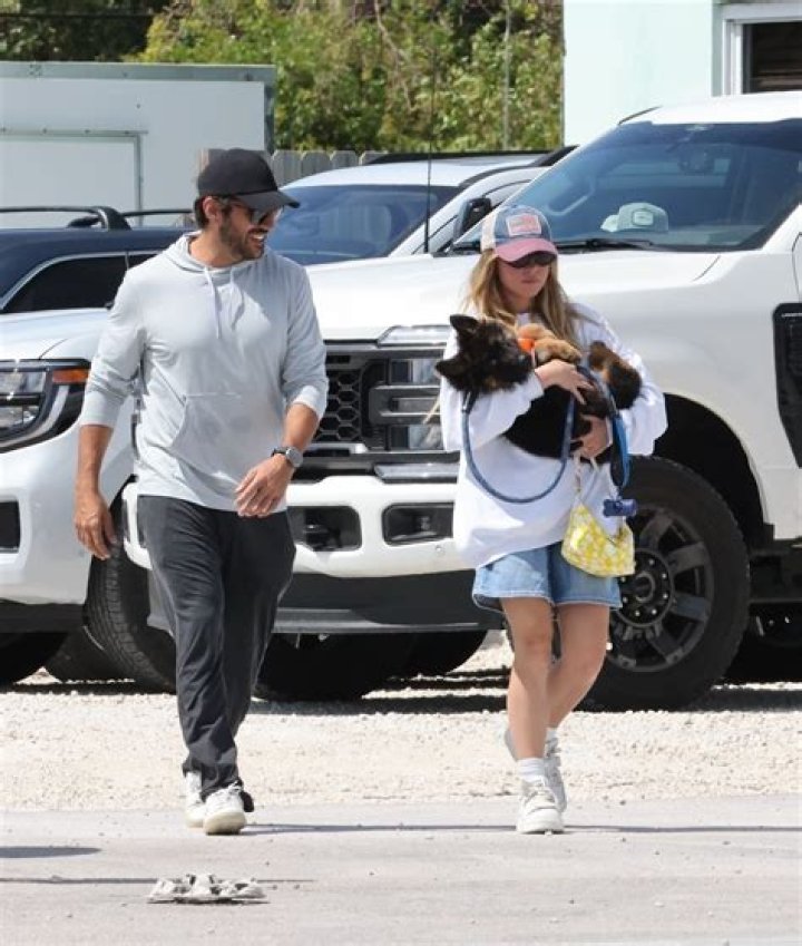Sydney Sweeney Seen With Jonathan Davino Amid Glen Powell Rumors Us