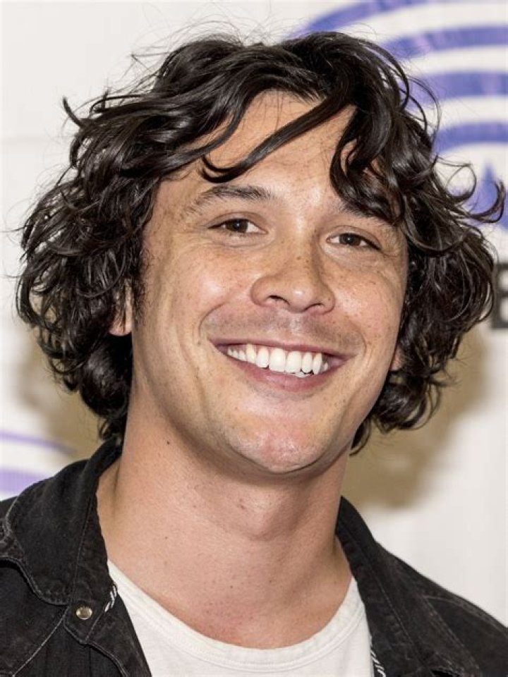 THESE TWO ( Bob Morley & Marie Avergeropolous ) The 100 characters