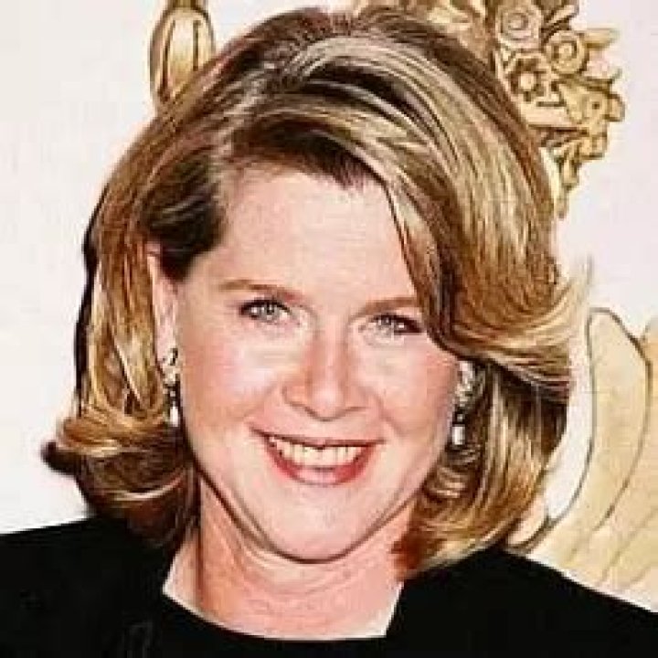 Tipper Gore Net Worth, Salary, Age, Height, Weight, Bio, Family, Career