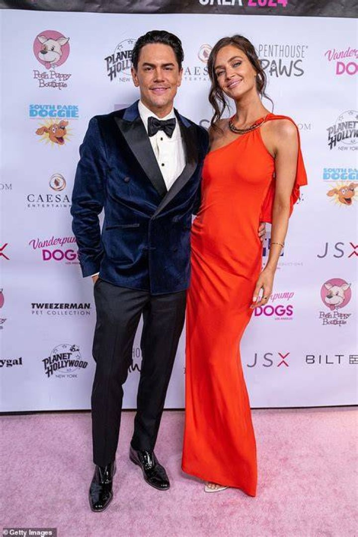 Tom Sandoval & New Girlfriend Victoria Lee Robinson Enjoy Romantic Date
