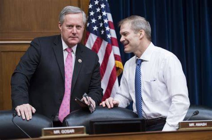 Tomas Steele Trending Mark Meadows Suits Actor