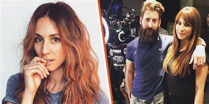 Troian Bellisario Siblings, Sisters, Brothers