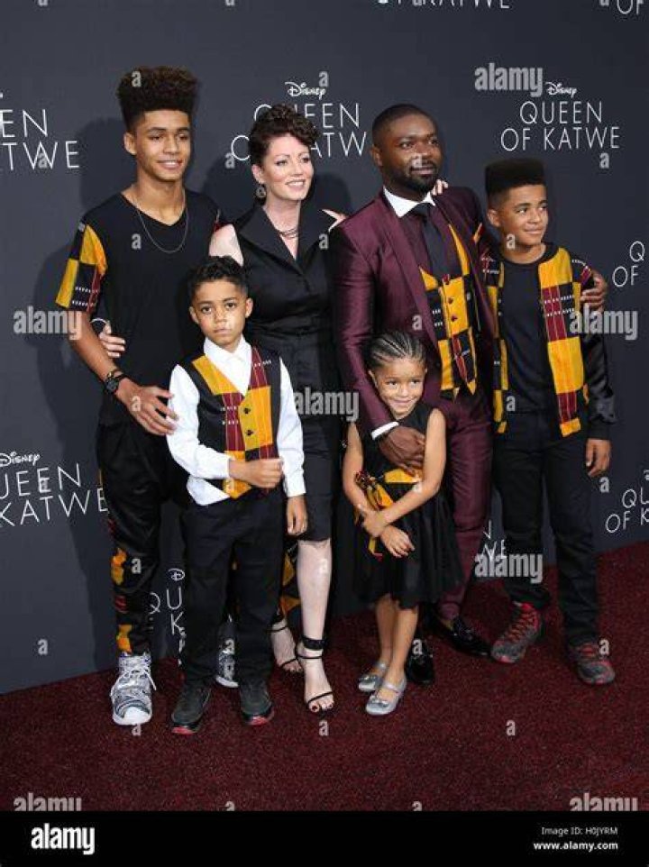 Vidéo Asher Oyolewo, Caleb Oyelowo, David Oyelowo et Jessica Oyelowo