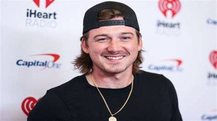 Wallen Bio, Wiki, Net Worth, Dating, Girlfriend, Age, Family