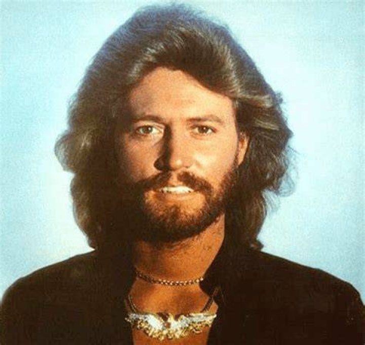 Watch Barry Gibb live from Glastonbury Festival