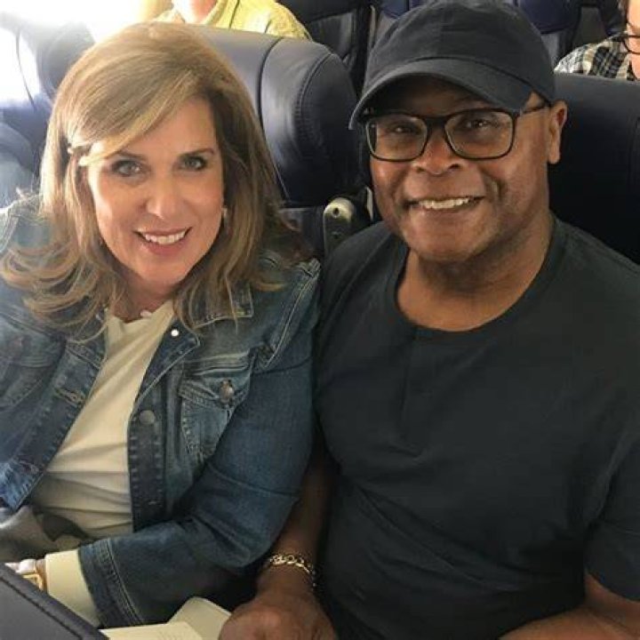 Who Is Kim Singletary, Mike Singletary Wife? 7 Children