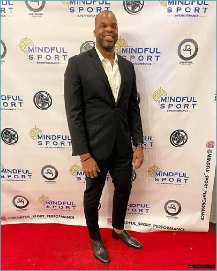 Williams Bio, Age, Net Worth 2022, Salary, Husband, Kid, Height