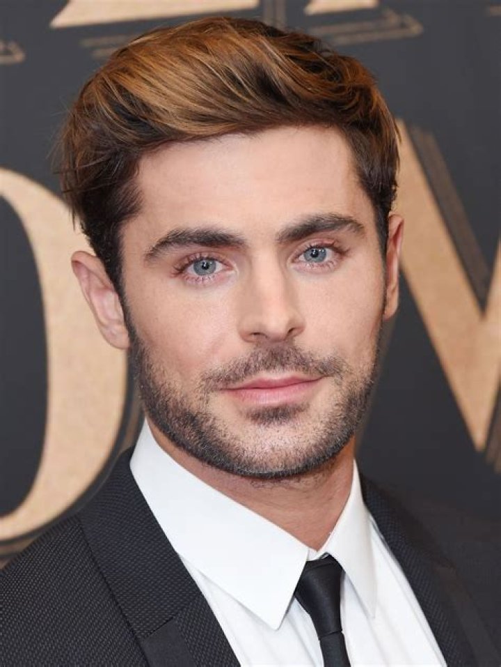 Zac Efron 'Iron Claw' Look Full Wrestler Mode With Ripped Muscles