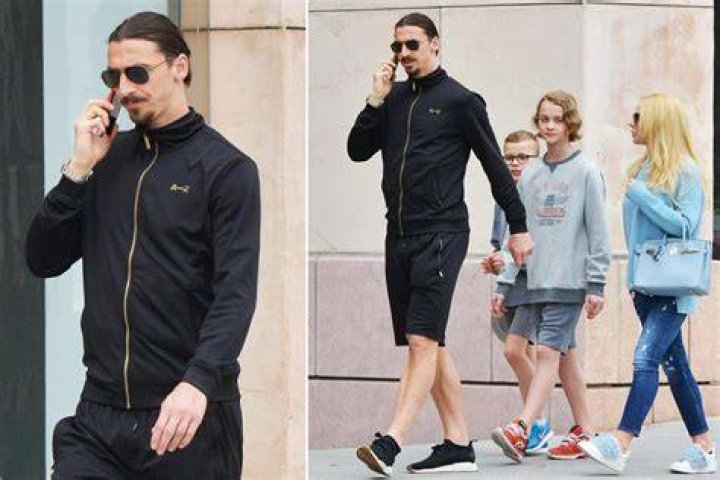 Zlatan Ibrahimovic and family enjoy meal in Los Angeles as Galaxy star